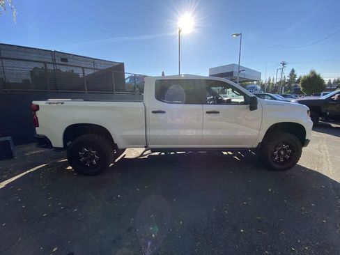 Used 2024 Chevrolet Silverado 1500 W/T w/ Trailering Package AWD/4WD image 7