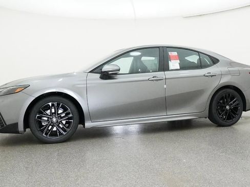 New 2026 Toyota Camry SE image 19