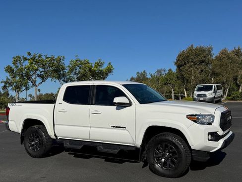 Used 2023 Toyota Tacoma SR5 image 2