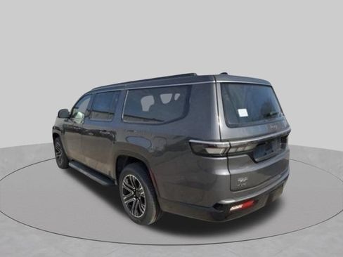 New 2026 Jeep Grand Wagoneer L 4WD w/ Premium Group I image 8