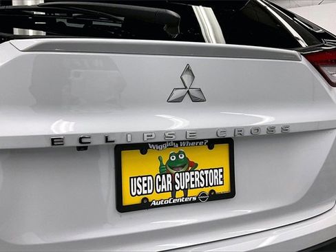 Used 2023 Mitsubishi Eclipse Cross SE image 8