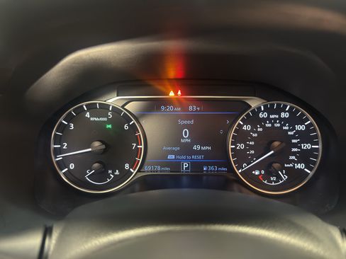 Used 2022 Nissan Altima 2.5 SV w/ SV Premium Package AWD/4WD image 19