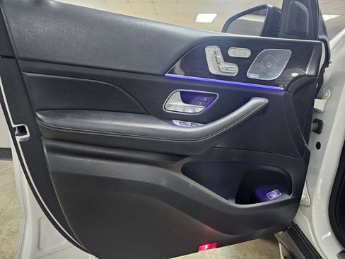 Used 2020 Mercedes-Benz GLE 450 4MATIC image 11