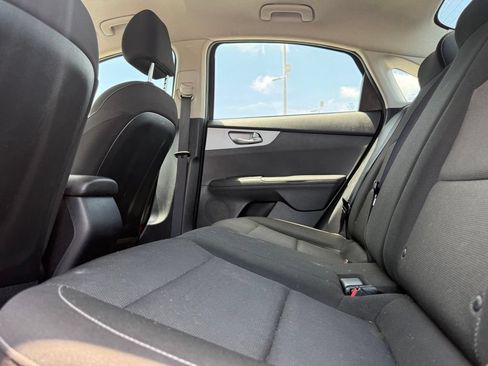Used 2023 Kia Forte LXS FWD image 14