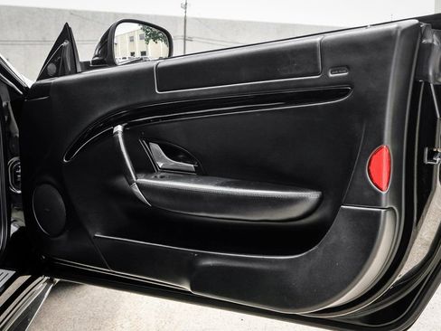 Used 2013 Maserati GranTurismo MC image 38