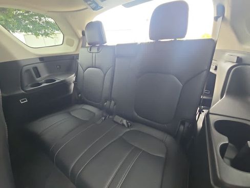 Used 2023 Honda Pilot Elite image 15
