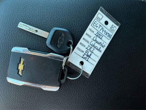 Used 2022 Chevrolet Colorado ZR2 w/ ZR2 Midnight Special Edition image 35