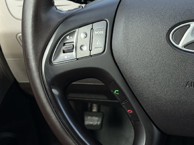 Used 2015 Hyundai Tucson SE FWD image 14