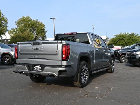 Used 2025 GMC Sierra 1500 Denali Ultimate AWD/4WD image 5