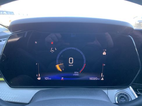 Used 2024 Chevrolet Trax LT w/ Driver Confidence Package image 14