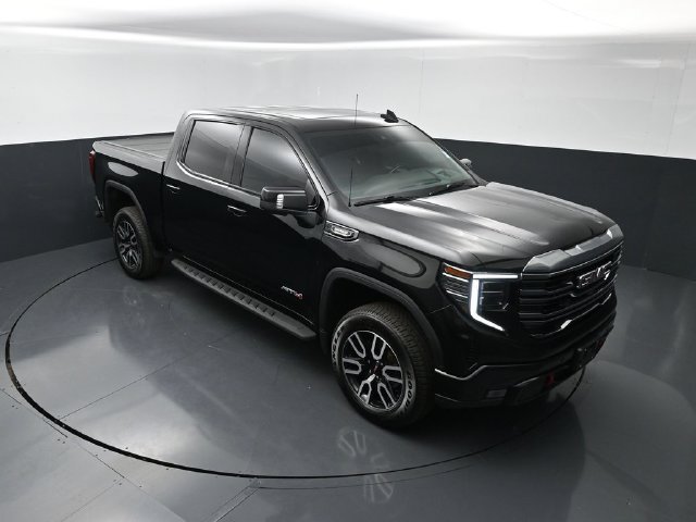 Used 2024 GMC Sierra 1500 AT4 w/ Technology Package AWD/4WD image 26