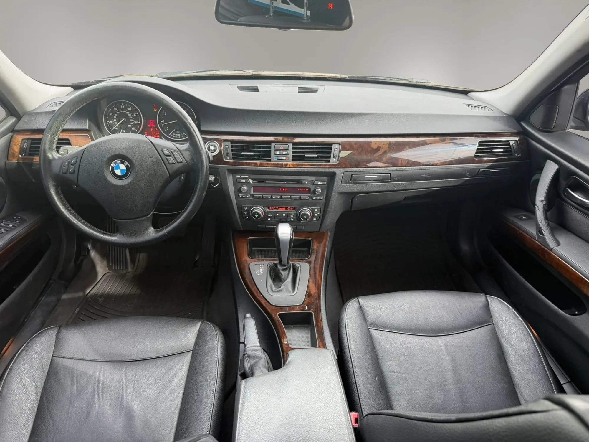Used 2011 BMW 328i xDrive Sedan AWD/4WD image 29