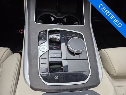 Certified 2024 BMW X5 sDrive40i w/ Premium Package RWD image 7