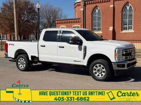 Used 2023 Ford F250 XLT w/ FX4 Off-Road Package image 3