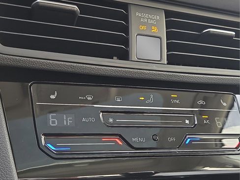 New 2026 Volkswagen Jetta SE image 18