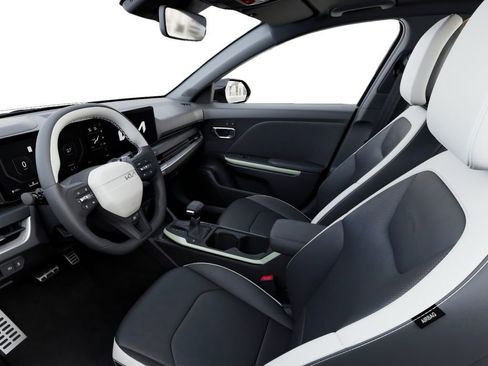 New 2026 Kia K4 GT-Line Turbo FWD image 17