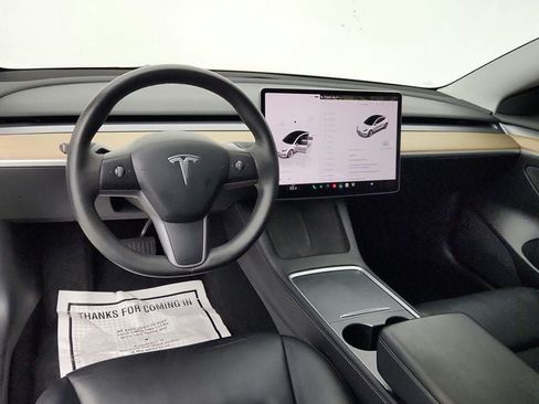 Used 2022 Tesla Model 3 Standard Range RWD image 12