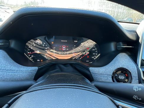 Used 2025 Jeep Compass Sport image 28