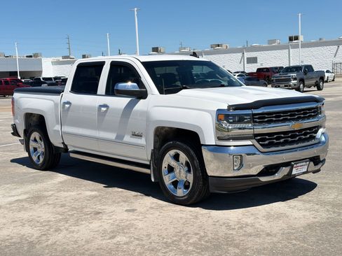 Used 2018 Chevrolet Silverado 1500 LTZ w/ Texas Edition image 7