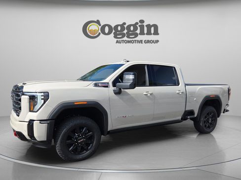 Used 2026 GMC Sierra 2500 AT4 w/ AT4 Premium Plus Package AWD/4WD image 1