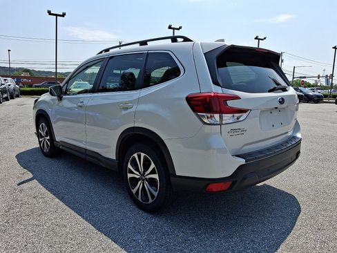 Used 2022 Subaru Forester Limited AWD/4WD image 4
