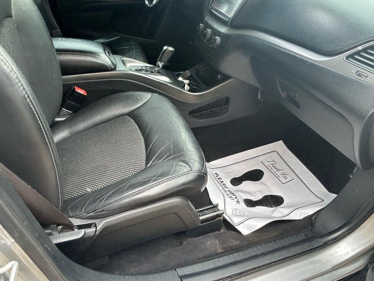 Used 2019 Dodge Journey Crossroad FWD image 12