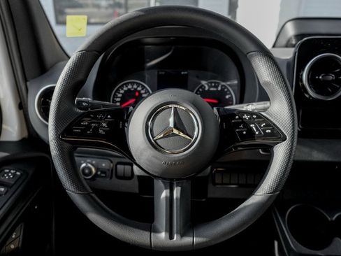 New 2026 Mercedes-Benz Sprinter 2500 image 15