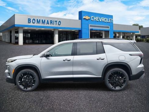 New 2026 Chevrolet Traverse LT w/ LPO, Floor Liner Package image 2