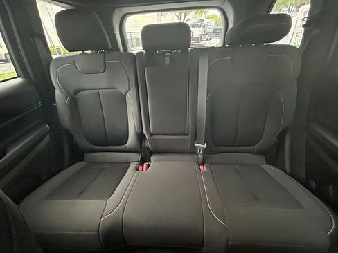 Used 2024 Jeep Grand Cherokee Laredo X RWD image 13
