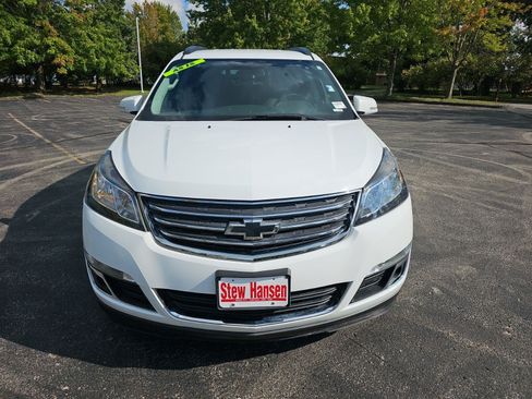 Used 2017 Chevrolet Traverse LT w/ Style and Technology Package AWD/4WD image 9