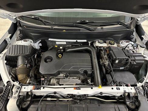 Used 2023 GMC Terrain SLE w/ Driver Convenience Package image 37