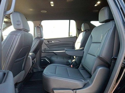 New 2026 Chevrolet Traverse LT w/ Enhanced Driving Package image 5