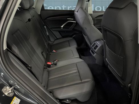 Certified 2025 Audi Q5 Prestige image 29