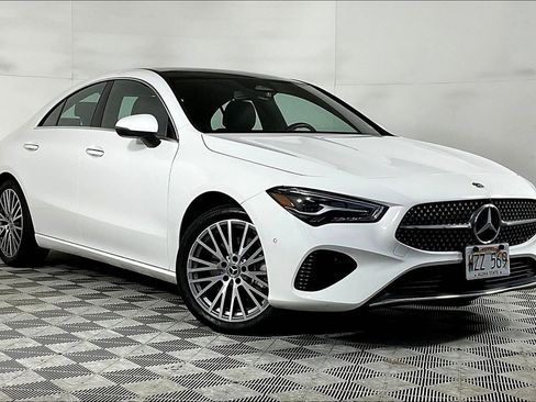 Used 2025 Mercedes-Benz CLA 250 image 12