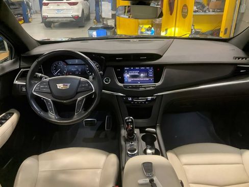 Used 2022 Cadillac XT5 Sportv AWD/4WD image 14