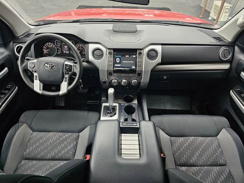 Used 2018 Toyota Tundra SR5 image 23