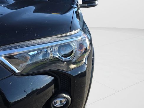 Used 2023 Toyota 4Runner TRD Off-Road Premium w/ Moonroof Package AWD/4WD image 26