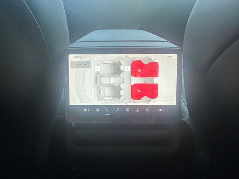 Used 2024 Tesla Model 3 Performance image 52