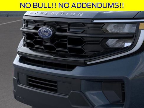 New 2026 Ford Expedition Active image 18