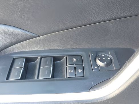 Used 2024 Toyota RAV4 XLE FWD image 18