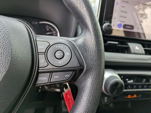 Used 2024 Toyota RAV4 LE image 23