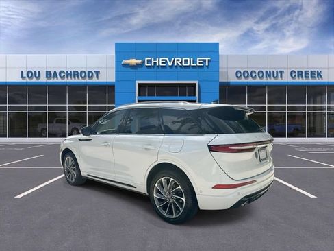 Used 2022 Lincoln Corsair Grand Touring AWD/4WD image 6