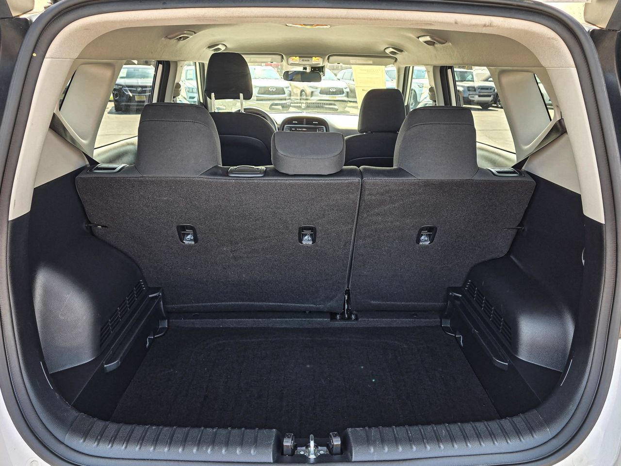 Used 2024 Kia Soul LX w/ Option Group 015 FWD image 15