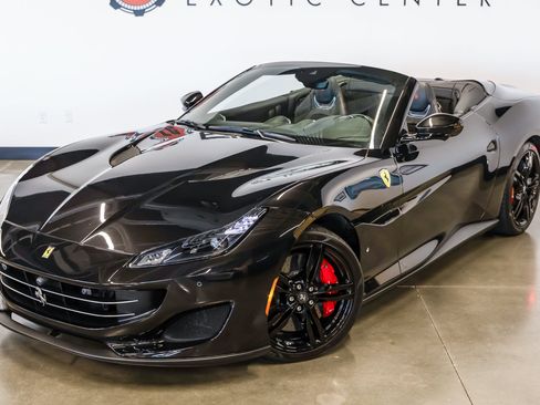 Used 2020 Ferrari Portofino RWD image 7