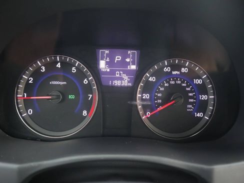 Used 2017 Hyundai Accent SE FWD image 27