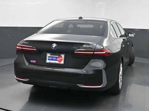 Used 2024 BMW 530i xDrive w/ Premium Package AWD/4WD image 42