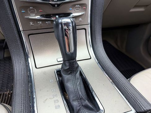 Used 2014 Lincoln MKX FWD image 18