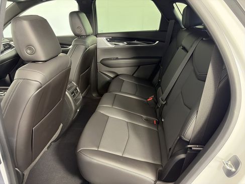 Certified 2023 Cadillac XT5 Premium Luxury image 7