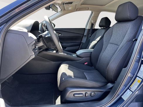 Certified 2023 Honda Accord EX image 7