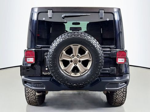 Used 2018 Jeep Wrangler Unlimited Sport image 5